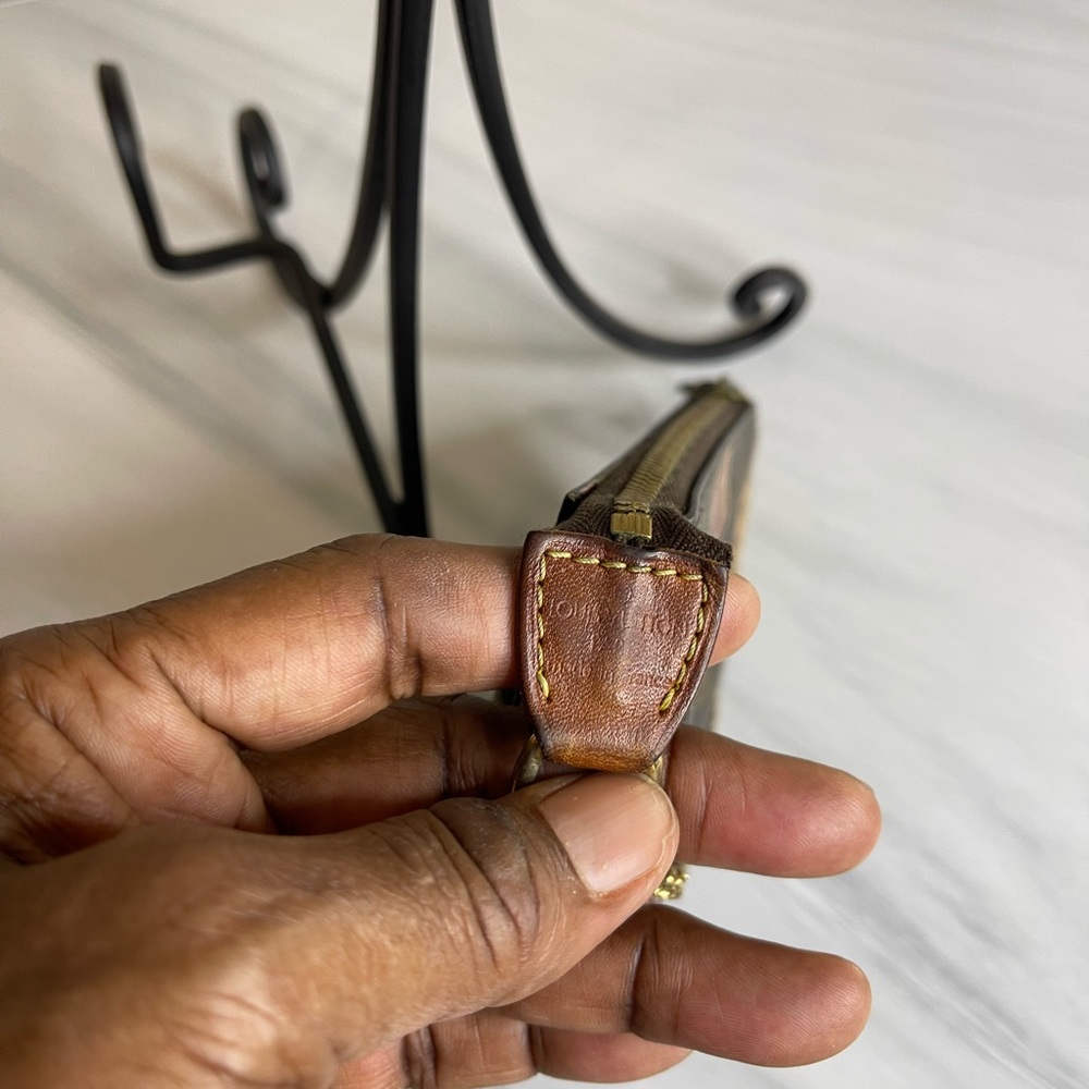 Louis Vuitton accessory pouch monogram patch mini - Picture 13 of 13